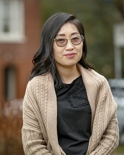 Photo of Helen Lee